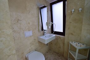 Dacia Residence Apartments