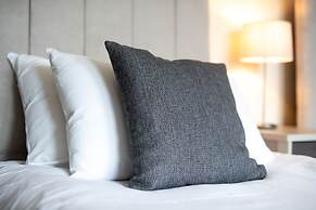 Loch Ness Gate House