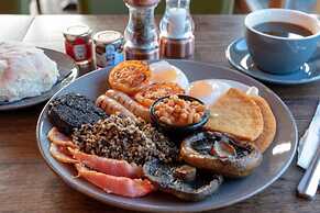 Loch Ness Gate House