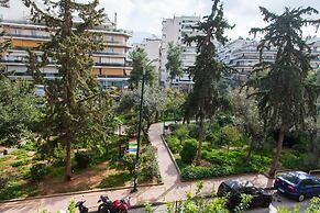 Cozy and spacious apartment in Zografou