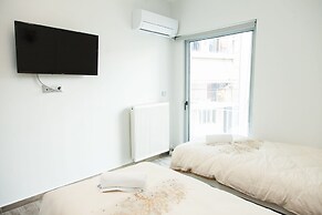 Cozy and spacious apartment in Zografou