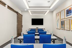 Holiday Inn Express & Suites Phoenix West Tolleson by IHG
