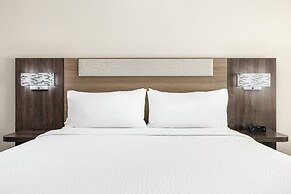 Holiday Inn Express & Suites Phoenix West Tolleson by IHG