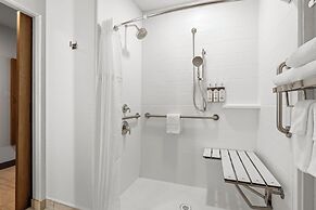 Holiday Inn Express & Suites Phoenix West Tolleson by IHG