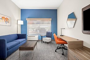 Holiday Inn Express & Suites Phoenix West Tolleson by IHG