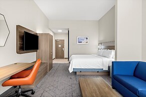 Holiday Inn Express & Suites Phoenix West Tolleson by IHG