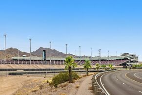 Holiday Inn Express & Suites Phoenix West Tolleson by IHG
