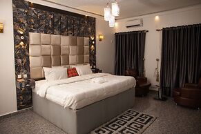 Eliana Elios Luxury Homes