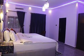Eliana Elios Luxury Homes