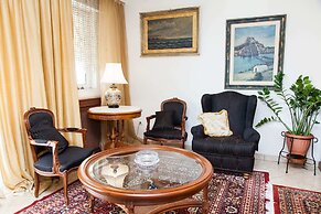 Beautiful 3 bedrooms apt in N. Smirni