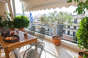 Beautiful 3 bedrooms apt in N. Smirni