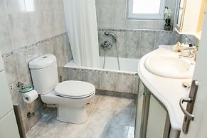 Beautiful 3 bedrooms apt in N. Smirni