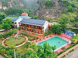 Trang An Resort