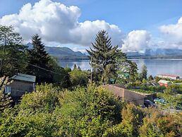 Cliff Haven on the Bay
