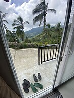 Casa de Pueblo Japanese shrine