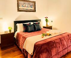 Trevi Fountain Luxury Guesthouse