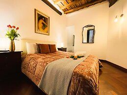 Trevi Fountain Stylish Guesthouse