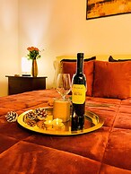 Trevi Fountain Stylish Guesthouse