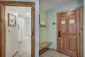 Buffalo Lodge~1br Condo~8388 ~walk To Slopes ~kids Ski Free 1 Bedroom 