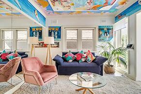 Harbourside Pad With Waterfront Views