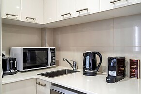 Bright 1 Bedroom Unit in the Heart of Manly