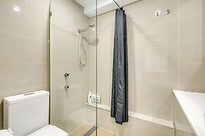 Bright 1 Bedroom Unit in the Heart of Manly