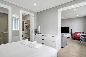 Bright 1 Bedroom Unit in the Heart of Manly