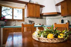 Villa Mazzaforno a Cefal by Wonderful Italy