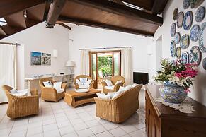 Villa Mazzaforno a Cefal by Wonderful Italy