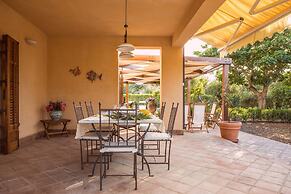 Villa Mazzaforno a Cefal by Wonderful Italy