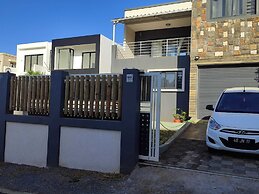 Beautiful House With Private Pool in Mauritius