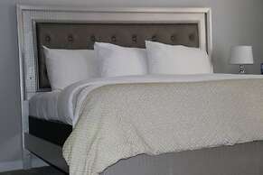 Gorgeous 2 bed and 2.5 bath Home