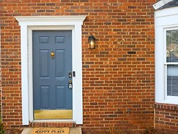 Gorgeous 2 bed and 2.5 bath Home