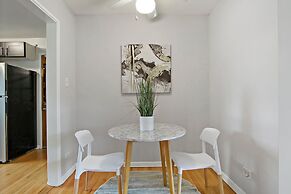 Relaxing 1BR Home near Stores in Bell