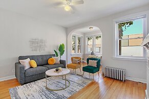 Charming 3BR Rogers Park Home in Newgard