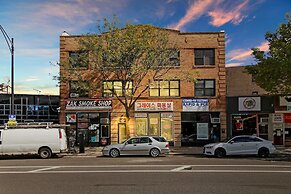 Classic & Charming 2BR Apt in Lincoln