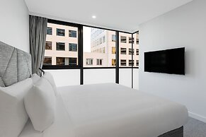 Meriton Suites Canberra