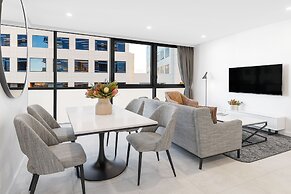 Meriton Suites Canberra