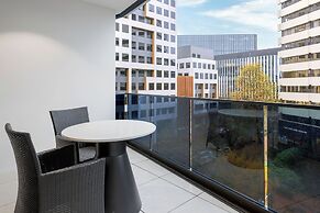 Meriton Suites Canberra