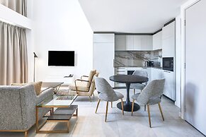 Meriton Suites Canberra