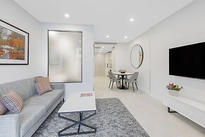 Meriton Suites Canberra