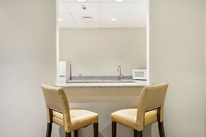 Thousand Hills Resort Hotel