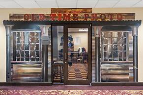 Thousand Hills Resort Hotel