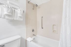 Thousand Hills Resort Hotel