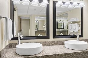 Thousand Hills Resort Hotel