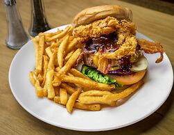 Thousand Hills Resort Hotel