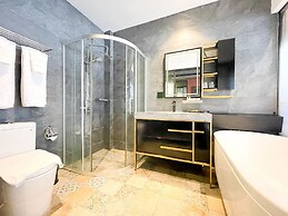 The H Hotel Phnom Penh