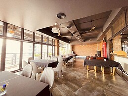 The H Hotel Phnom Penh