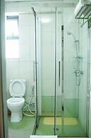 Tropical Plaza Apartments