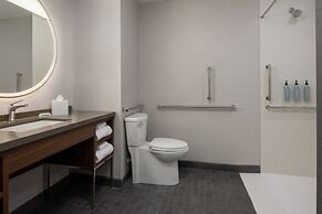 Courtyard By Marriott Olympia